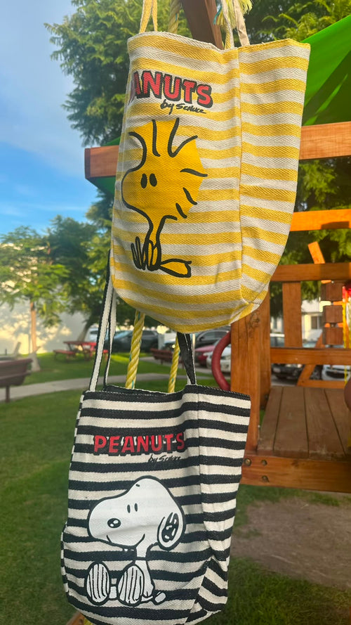 Bolsa tote amarilla con diseño de Woodstock Peanuts by Schulz